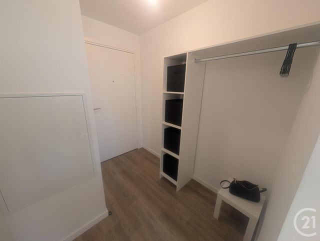 Appartement F1 à louer - 1 pièce - 22.27 m2 - LA CHAPELLE ST MESMIN - 45 - CENTRE - Century 21 Help'Immo