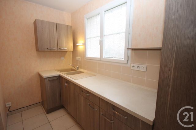 maison à louer - 4 pièces - 73.0 m2 - SARAN - 45 - CENTRE - Century 21 Help'Immo