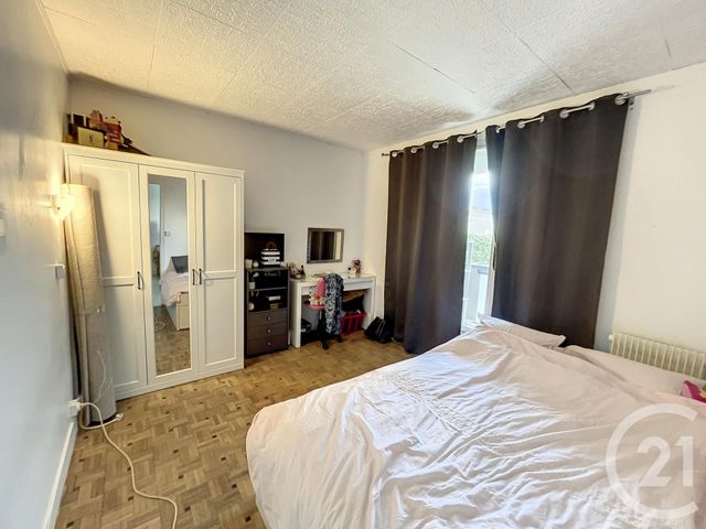 Appartement F3 à louer - 3 pièces - 52.57 m2 - ST JEAN DE LA RUELLE - 45 - CENTRE - Century 21 Help'Immo