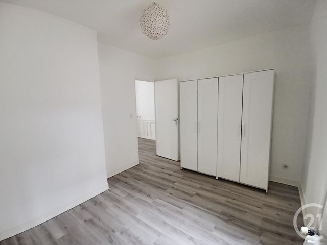 Appartement T2 à louer - 2 pièces - 40.11 m2 - ORLEANS - 45 - CENTRE - Century 21 Help'Immo