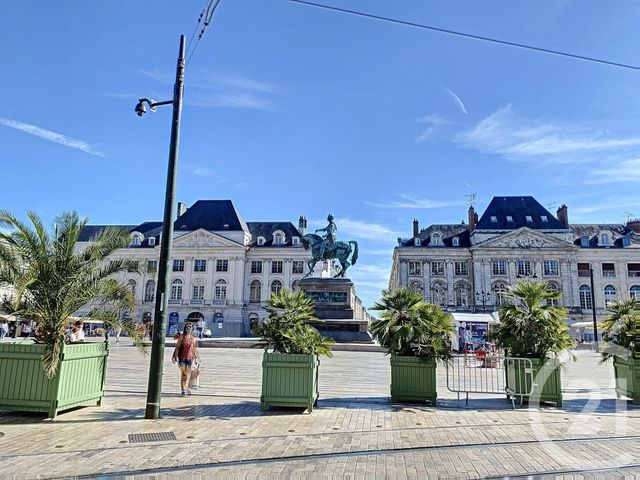 Appartement T2 à louer - 2 pièces - 40.11 m2 - ORLEANS - 45 - CENTRE - Century 21 Help'Immo