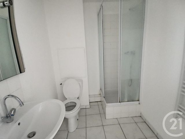 Appartement T2 à louer - 2 pièces - 40.11 m2 - ORLEANS - 45 - CENTRE - Century 21 Help'Immo