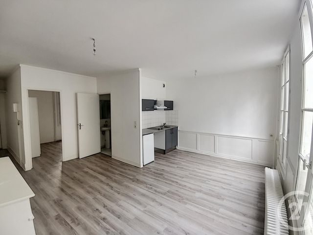 Appartement T2 à louer - 2 pièces - 40.11 m2 - ORLEANS - 45 - CENTRE - Century 21 Help'Immo
