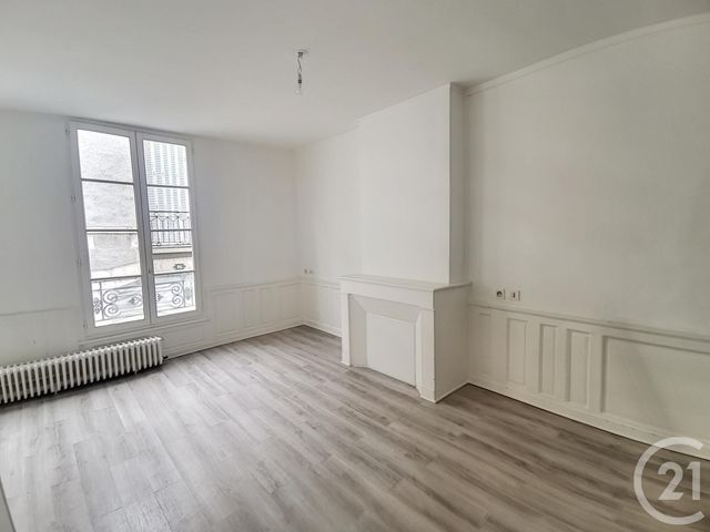 Appartement T2 à louer - 2 pièces - 40.11 m2 - ORLEANS - 45 - CENTRE - Century 21 Help'Immo
