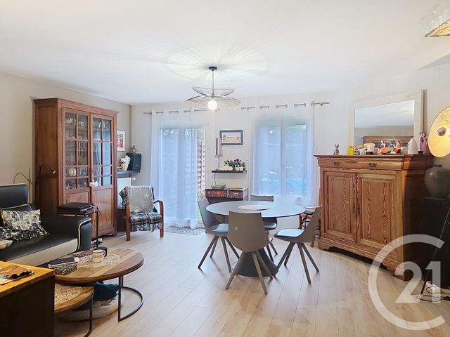 maison à vendre - 5 pièces - 102.85 m2 - LA CHAPELLE ST MESMIN - 45 - CENTRE - Century 21 Help'Immo