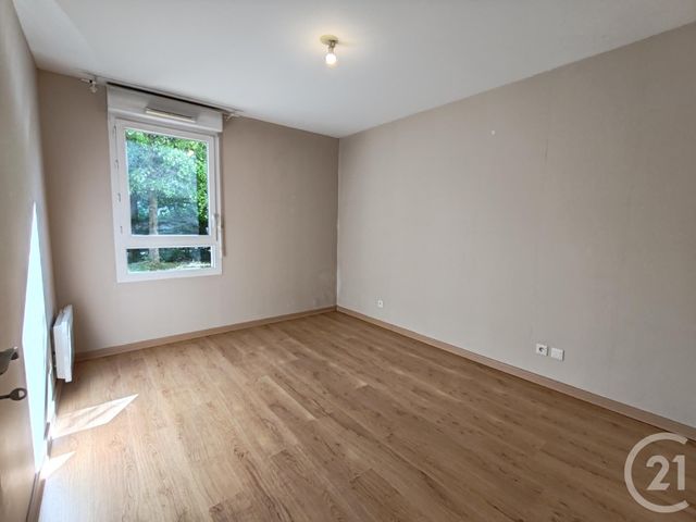 Appartement F3 à vendre - 3 pièces - 70.15 m2 - ST JEAN DE LA RUELLE - 45 - CENTRE - Century 21 Help'Immo