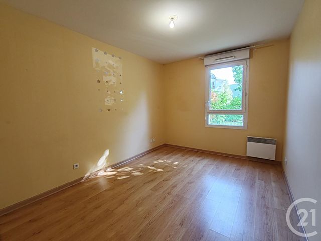 Appartement F3 à vendre - 3 pièces - 70.15 m2 - ST JEAN DE LA RUELLE - 45 - CENTRE - Century 21 Help'Immo