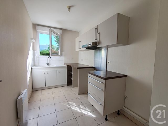 Appartement F3 à vendre - 3 pièces - 70.15 m2 - ST JEAN DE LA RUELLE - 45 - CENTRE - Century 21 Help'Immo