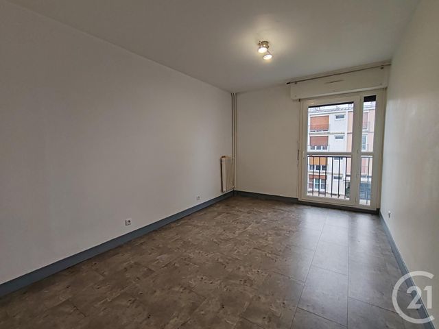 Appartement F3 à vendre - 3 pièces - 64.0 m2 - LA CHAPELLE ST MESMIN - 45 - CENTRE - Century 21 Help'Immo
