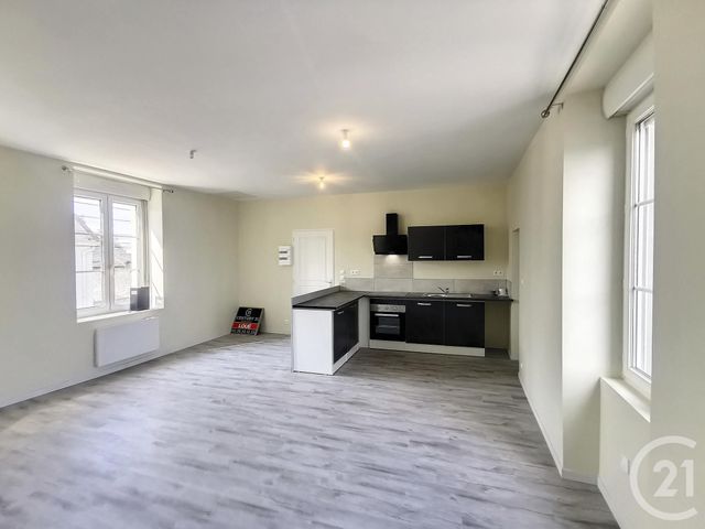 Appartement F3 à louer - 3 pièces - 81.72 m2 - GRENEVILLE EN BEAUCE - 45 - CENTRE - Century 21 Help'Immo