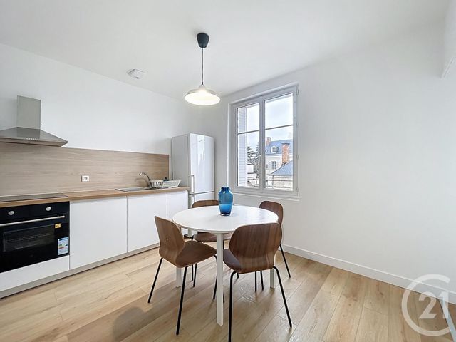 Appartement F2 à louer - 2 pièces - 46.3 m2 - OLIVET - 45 - CENTRE - Century 21 Help'Immo