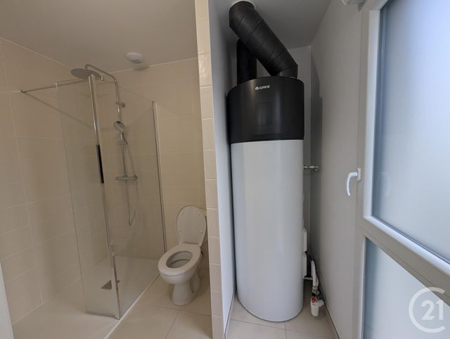 maison à louer - 5 pièces - 84.72 m2 - ST JEAN LE BLANC - 45 - CENTRE - Century 21 Help'Immo