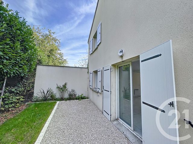 maison à louer - 4 pièces - 80.0 m2 - LA CHAPELLE ST MESMIN - 45 - CENTRE - Century 21 Help'Immo