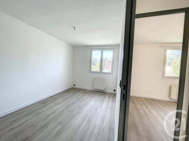 maison à louer - 4 pièces - 80.0 m2 - LA CHAPELLE ST MESMIN - 45 - CENTRE - Century 21 Help'Immo