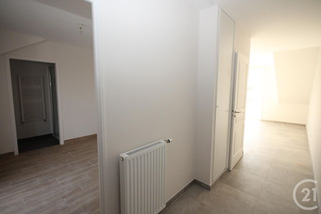 Appartement F2 à louer - 2 pièces - 45.0 m2 - ST DENIS EN VAL - 45 - CENTRE - Century 21 Help'Immo