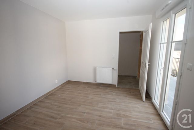 Appartement F2 à louer - 2 pièces - 45.0 m2 - ST DENIS EN VAL - 45 - CENTRE - Century 21 Help'Immo