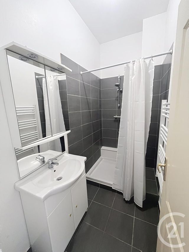 maison à louer - 6 pièces - 123.54 m2 - LA CHAPELLE ST MESMIN - 45 - CENTRE - Century 21 Help'Immo