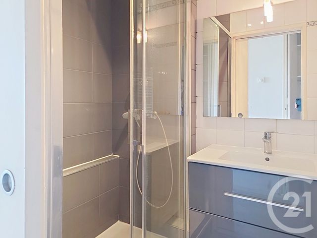 Appartement F1 à vendre - 1 pièce - 30.0 m2 - OLIVET - 45 - CENTRE - Century 21 Help'Immo