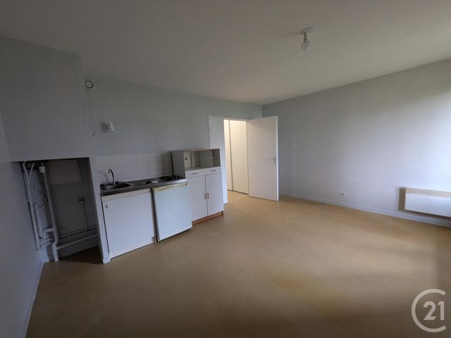 Appartement F1 à louer - 1 pièce - 24.63 m2 - LA CHAPELLE ST MESMIN - 45 - CENTRE - Century 21 Help'Immo