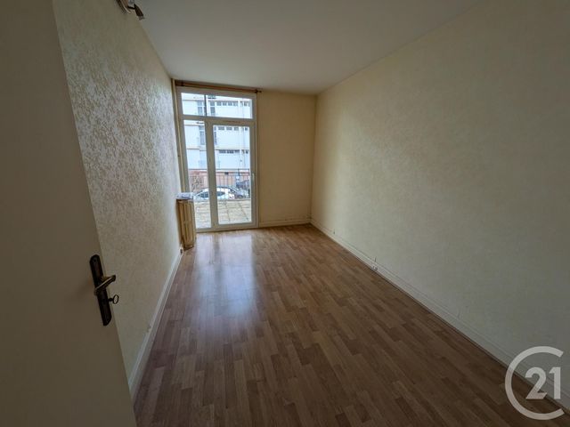 Appartement F3 à louer - 3 pièces - 59.46 m2 - ST JEAN DE LA RUELLE - 45 - CENTRE - Century 21 Help'Immo