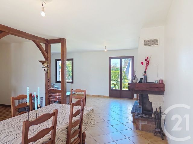 maison à vendre - 5 pièces - 101.56 m2 - ST AY - 45 - CENTRE - Century 21 Help'Immo