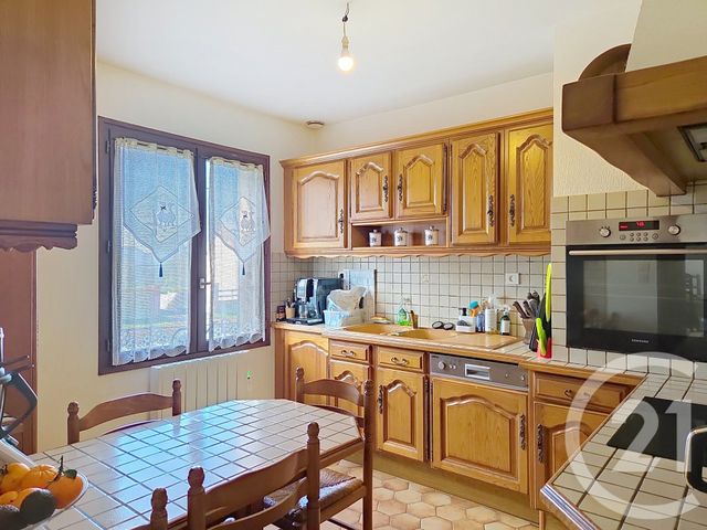 maison à vendre - 5 pièces - 101.56 m2 - ST AY - 45 - CENTRE - Century 21 Help'Immo