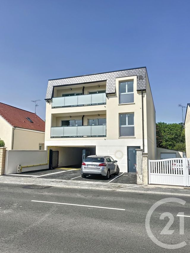 Appartement F2 à louer - 2 pièces - 49.1 m2 - INGRE - 45 - CENTRE - Century 21 Help'Immo
