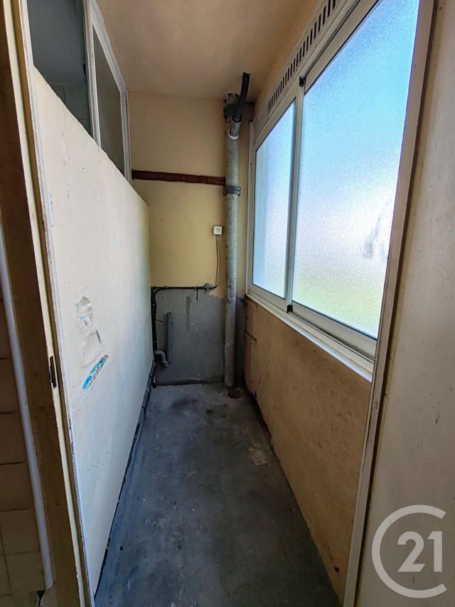 Appartement F4 à vendre - 4 pièces - 76.42 m2 - LA CHAPELLE ST MESMIN - 45 - CENTRE - Century 21 Help'Immo