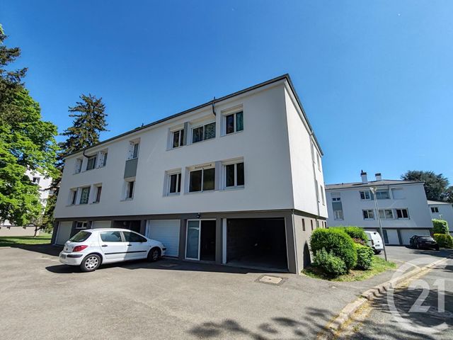 Appartement F4 à vendre - 4 pièces - 76.42 m2 - LA CHAPELLE ST MESMIN - 45 - CENTRE - Century 21 Help'Immo