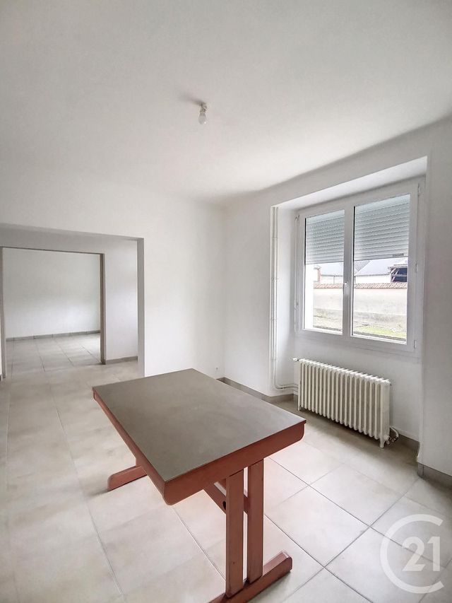 maison à louer - 6 pièces - 118.69 m2 - LION EN BEAUCE - 45 - CENTRE - Century 21 Help'Immo