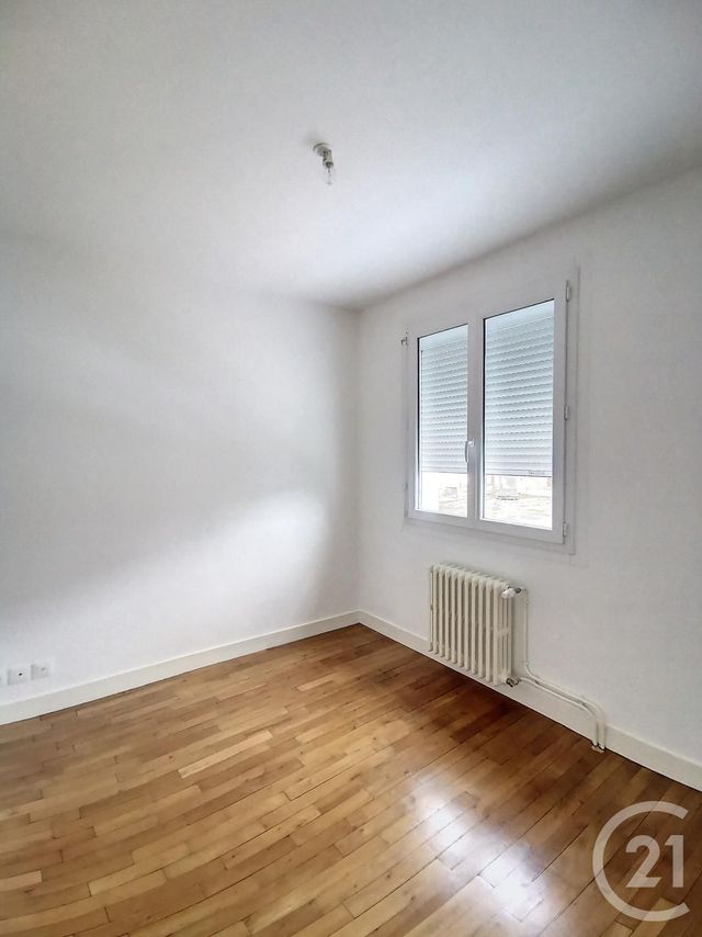 maison à louer - 6 pièces - 118.69 m2 - LION EN BEAUCE - 45 - CENTRE - Century 21 Help'Immo