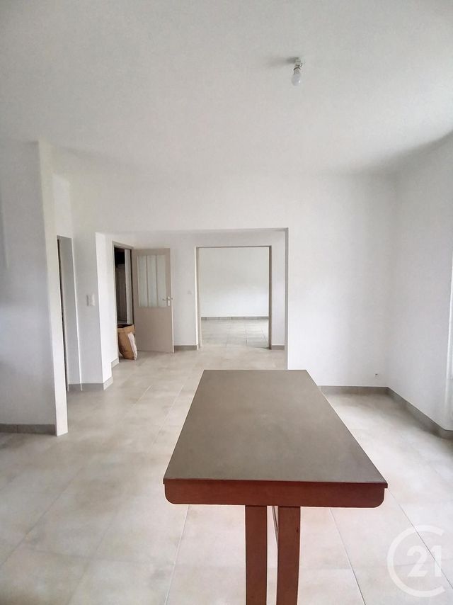 maison à louer - 6 pièces - 118.69 m2 - LION EN BEAUCE - 45 - CENTRE - Century 21 Help'Immo