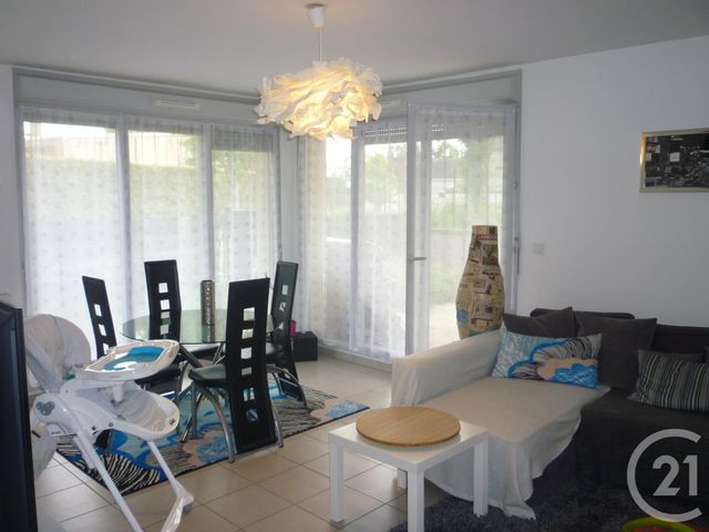 Appartement F3 à louer - 3 pièces - 63.57 m2 - FLEURY LES AUBRAIS - 45 - CENTRE - Century 21 Help'Immo