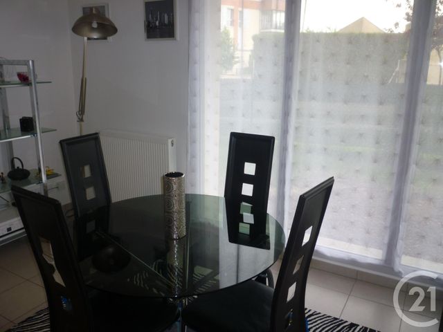 Appartement F3 à louer - 3 pièces - 63.57 m2 - FLEURY LES AUBRAIS - 45 - CENTRE - Century 21 Help'Immo