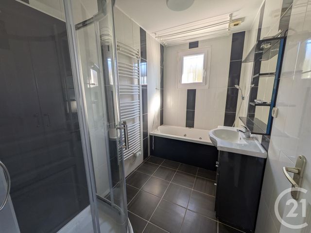 maison à louer - 7 pièces - 117.38 m2 - INGRE - 45 - CENTRE - Century 21 Help'Immo