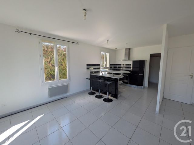 maison à louer - 7 pièces - 117.38 m2 - INGRE - 45 - CENTRE - Century 21 Help'Immo