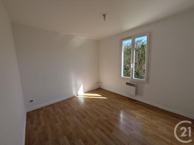 maison à louer - 7 pièces - 117.38 m2 - INGRE - 45 - CENTRE - Century 21 Help'Immo