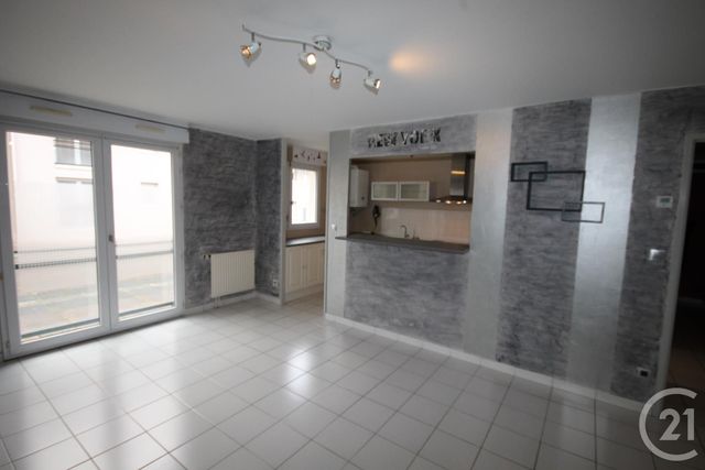 Appartement F3 à louer - 3 pièces - 67.94 m2 - FLEURY LES AUBRAIS - 45 - CENTRE - Century 21 Help'Immo