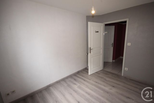 Appartement F3 à louer - 3 pièces - 67.94 m2 - FLEURY LES AUBRAIS - 45 - CENTRE - Century 21 Help'Immo