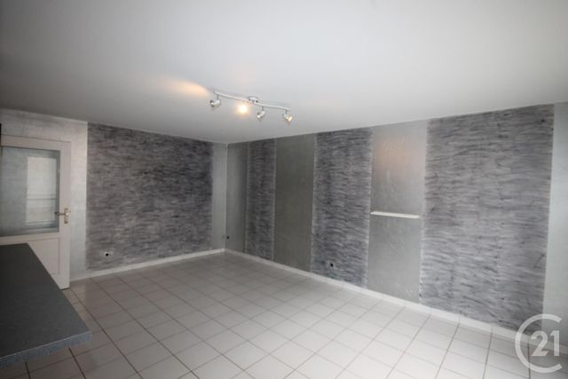 Appartement F3 à louer - 3 pièces - 67.94 m2 - FLEURY LES AUBRAIS - 45 - CENTRE - Century 21 Help'Immo