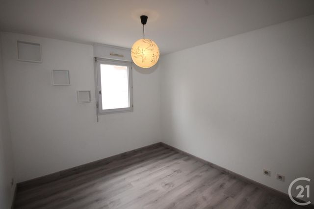 Appartement F3 à louer - 3 pièces - 67.94 m2 - FLEURY LES AUBRAIS - 45 - CENTRE - Century 21 Help'Immo