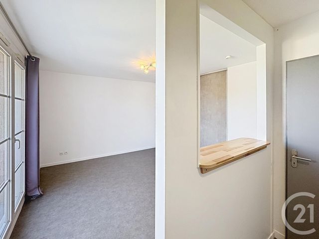 Appartement F2 à louer - 2 pièces - 41.1 m2 - ORLEANS - 45 - CENTRE - Century 21 Help'Immo