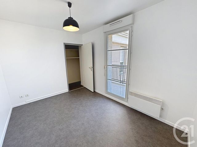 Appartement F2 à louer - 2 pièces - 41.1 m2 - ORLEANS - 45 - CENTRE - Century 21 Help'Immo
