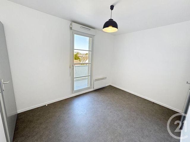 Appartement F2 à louer - 2 pièces - 41.1 m2 - ORLEANS - 45 - CENTRE - Century 21 Help'Immo
