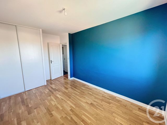 Appartement F3 à louer - 3 pièces - 60.15 m2 - ST JEAN DE LA RUELLE - 45 - CENTRE - Century 21 Help'Immo