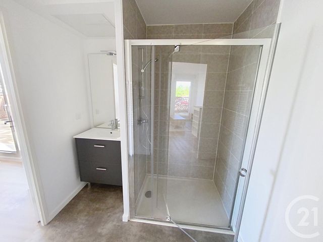 Appartement F1 à louer - 1 pièce - 28.48 m2 - LA CHAPELLE ST MESMIN - 45 - CENTRE - Century 21 Help'Immo