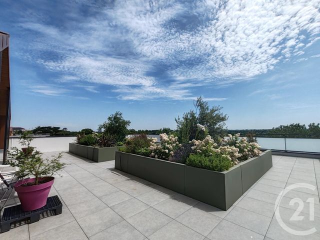 Appartement F5 à vendre - 5 pièces - 111.34 m2 - ST JEAN DE LA RUELLE - 45 - CENTRE - Century 21 Help'Immo