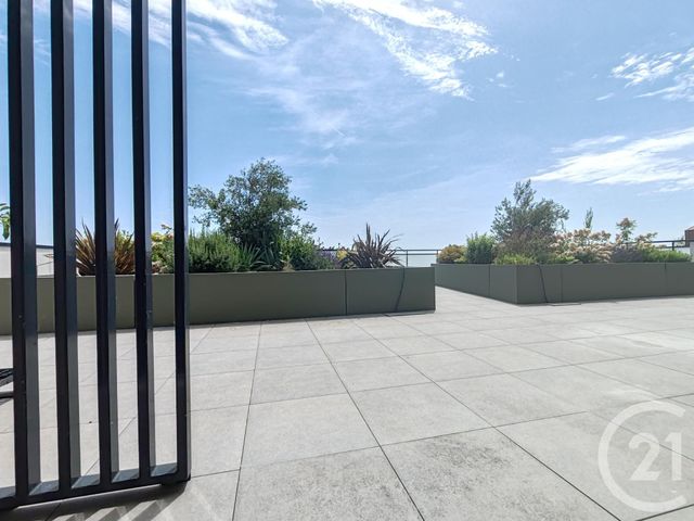 Appartement F5 à vendre - 5 pièces - 111.34 m2 - ST JEAN DE LA RUELLE - 45 - CENTRE - Century 21 Help'Immo