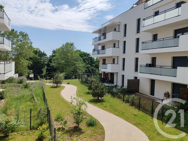 Appartement F5 à vendre - 5 pièces - 111.34 m2 - ST JEAN DE LA RUELLE - 45 - CENTRE - Century 21 Help'Immo