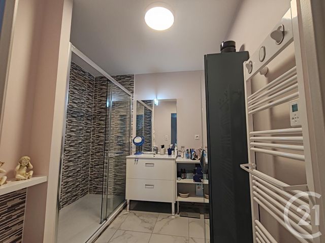 Appartement F5 à vendre - 5 pièces - 111.34 m2 - ST JEAN DE LA RUELLE - 45 - CENTRE - Century 21 Help'Immo